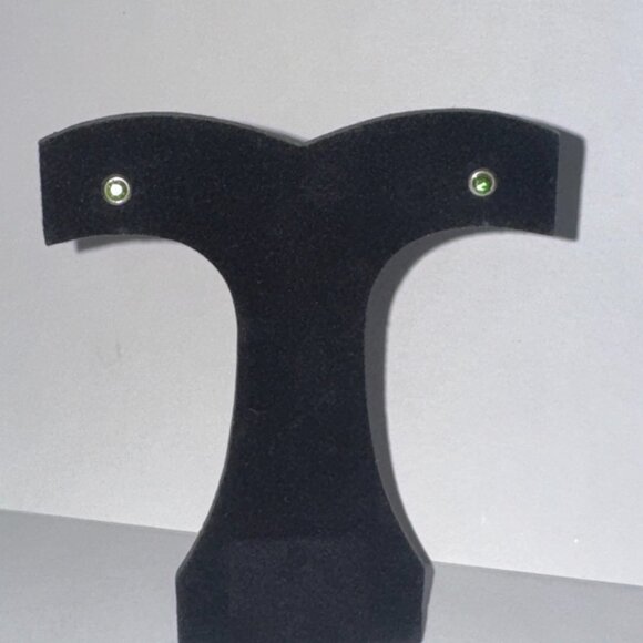 5 Mm Round Green Cz And Sterling Post Earrings - Picture 8 of 12